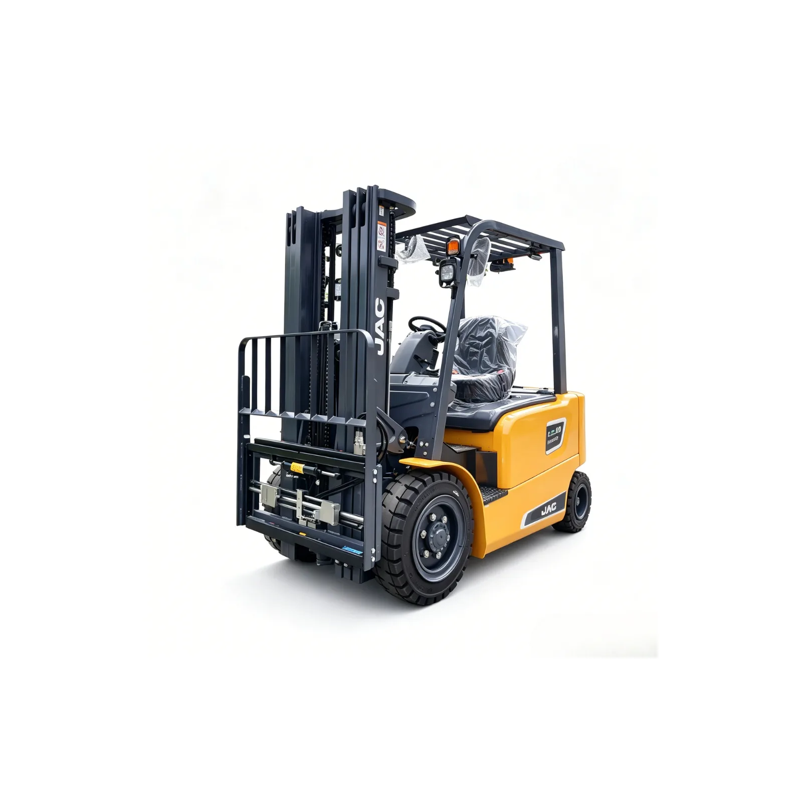Right-front three-quarter view of yellow JAC CPD30L 3.0-tonne electric forklift with triplex mast.