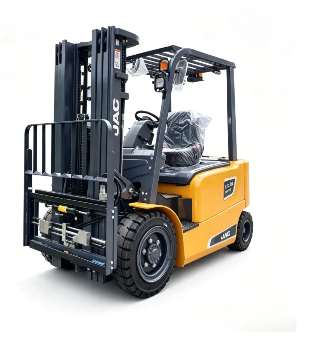 Right-front three-quarter view of yellow JAC CPD30L 3.0-tonne electric forklift with triplex mast.