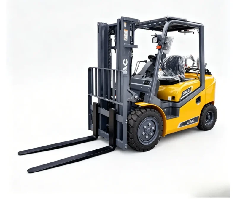 JAC CPQYD30J-II dual-fuel forklift with triplex mast and 1,220 mm forks, front-left view